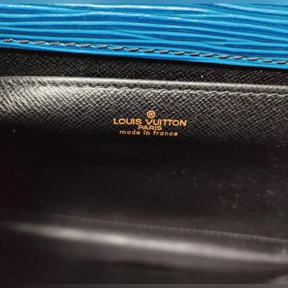 Authentic LOUIS VUITTON Clutch Bag Jena Blue Epi - Picture 9 of 12
